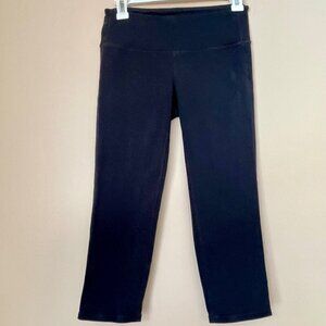 Atleta crop capri leggings Sz small black sporty work out yoga Gym